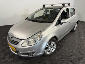 هاتشباك OPEL