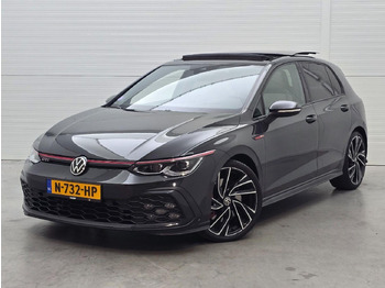 هاتشباك VOLKSWAGEN