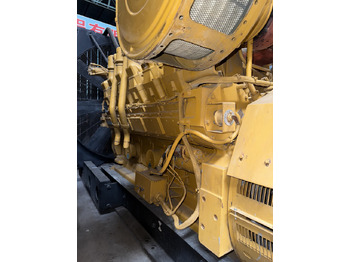 الأدوات والمعدات CATPILLAR 3512: صورة 4