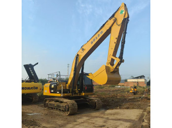 حفار زحاف CATERPILLAR 329D