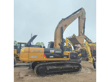 حفار زحاف CATERPILLAR 330D