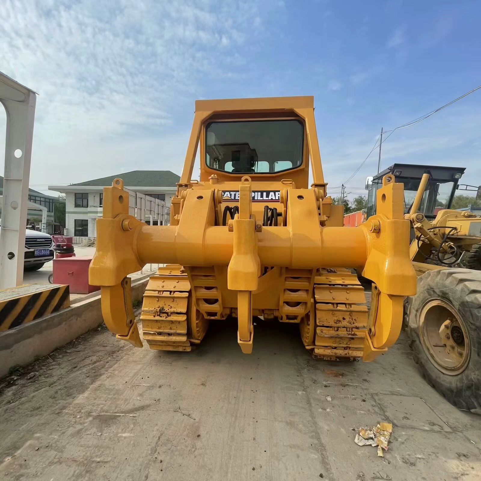 جرافة CATERPILLAR D7G
