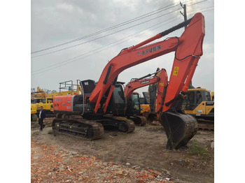 حفار زحاف HITACHI ZX240