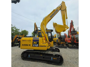 حفار زحاف KOMATSU PC110
