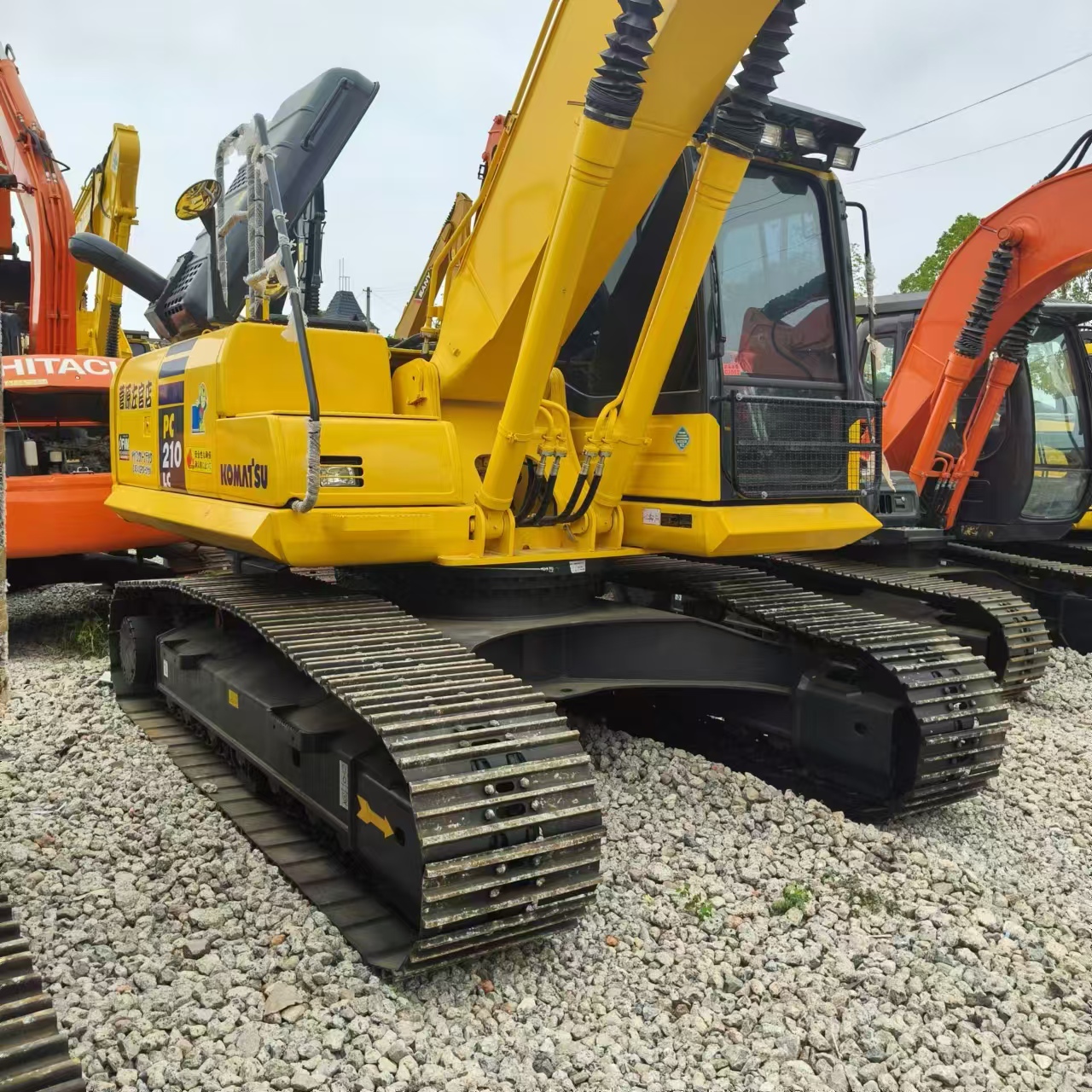 حفار زحاف KOMATSU PC210: صورة 4 حفار زحاف KOMATSU PC210: صورة 4