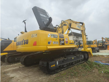 حفار زحاف KOMATSU PC240LC-8
