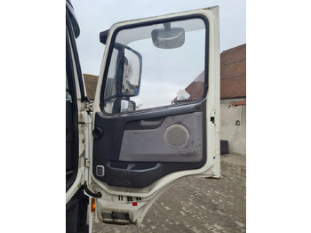 باب و قطع الغيار DRZWI KOMPLETNE PRAWE VOLVO FM 9 12 13: صورة 2 باب و قطع الغيار DRZWI KOMPLETNE PRAWE VOLVO FM 9 12 13: صورة 2