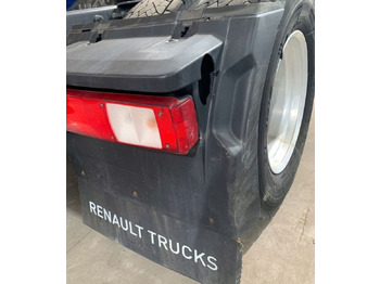 رفرف المركبة RENAULT T