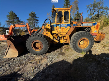 اللودر بعجل VOLVO 4500