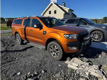 شاحنة البيك أب FORD Ranger