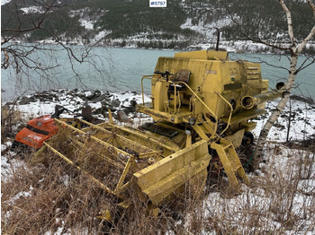 حصادة موحَّدة New Holland Clayson M122 Combine harvester. Repair project: صورة 4
