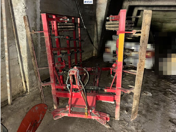 معدات حرث التربة VÄDERSTAD