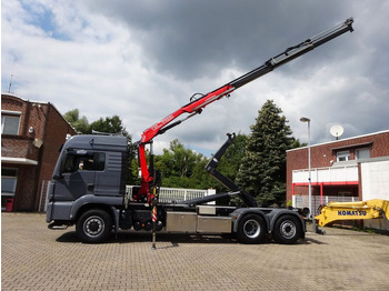 شاحنة ذات خطاف MAN