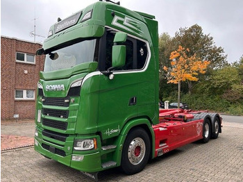 شاحنة ذات خطاف SCANIA S 580