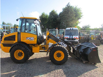 اللودر بعجل JCB 409