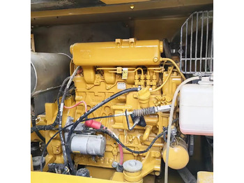 حفار زحاف CATERPILLAR 307.5: صورة 5