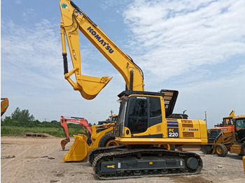 حفار زحاف KOMATSU PC200-8