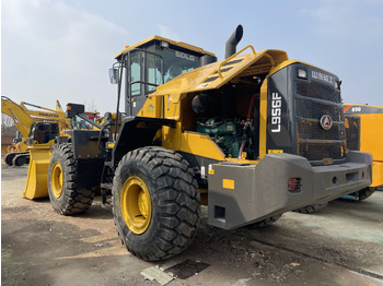 اللودر بعجل