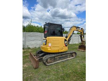 حفار زحاف CATERPILLAR