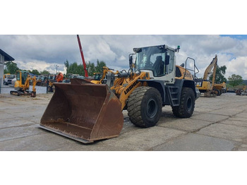 اللودر بعجل LIEBHERR L 550