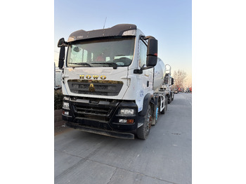 شاحنة خلاطة خرسانة SINOTRUK HOWO