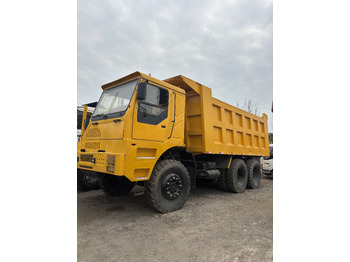 شاحنة قلاب SINOTRUK