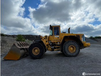 اللودر بعجل VOLVO L180E