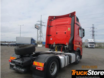 وحدة جر Mercedes-Benz Actros 1845 LS: صورة 3