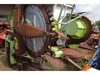 حصادة الذرة CLAAS