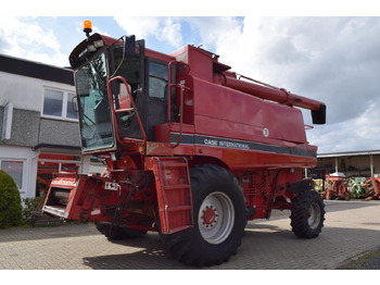 حصادة موحَّدة CASE IH