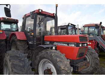 جرار CASE IH 956XL