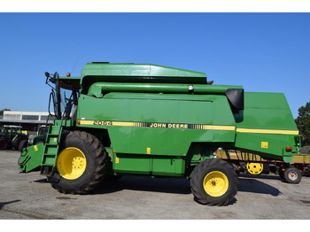 حصادة موحَّدة JOHN DEERE 2064