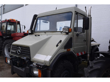 شاحنة قلاب Mercedes-Benz U 90: صورة 2