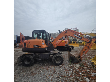 حفارة دولاب DOOSAN DX60W