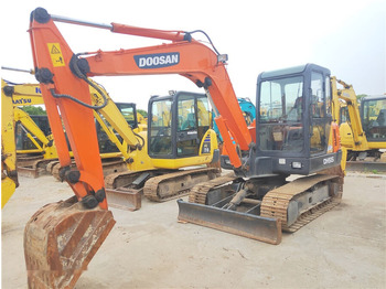 حفارة مُصَّغرة DOOSAN DH55-V