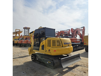 حفارة مُصَّغرة KOMATSU PC70-8