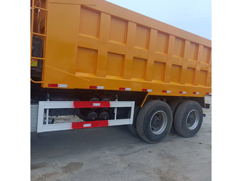 شاحنة قلاب SHACMAN F3000: صورة 4 شاحنة قلاب SHACMAN F3000: صورة 4