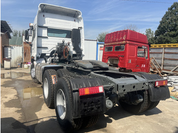 وحدة جر SINOTRUK HOWO trailer head: صورة 4