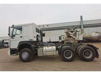 وحدة جر SINOTRUK HOWO trailer head: صورة 5