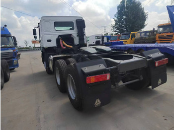 وحدة جر SINOTRUK Trailer head: صورة 2