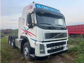 وحدة جر VOLVO FM440: صورة 3