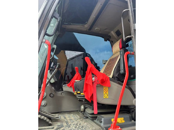 حفار زحاف Volvo EC300D: صورة 2 حفار زحاف Volvo EC300D: صورة 2