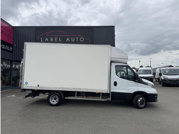 شاحنة مغلقة الصندوق IVECO Daily 35c16