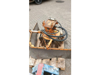 مكنسة UNIMOG