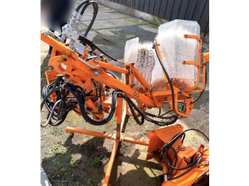 مكنسة UNIMOG