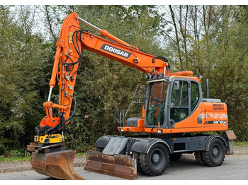 حفارة دولاب DOOSAN DX160W