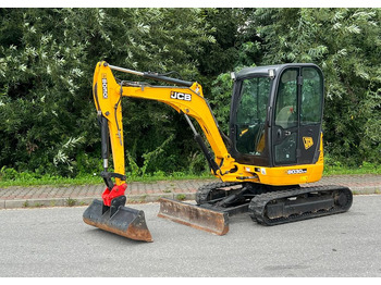حفارة مُصَّغرة JCB 8030