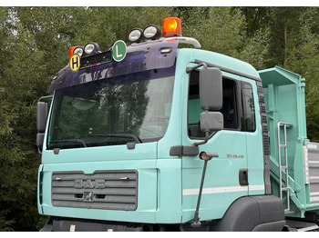 شاحنة قلاب MAN * TGA 26.410 MAN * Kiper / Wywrotka * 6x6 * Sprowadzona * Bordmatik x2 * Bardzo Dobry Stan: صورة 5 شاحنة قلاب MAN * TGA 26.410 MAN * Kiper / Wywrotka * 6x6 * Sprowadzona * Bordmatik x2 * Bardzo Dobry Stan: صورة 5