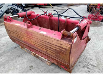 معدات السيلاج REDROCK