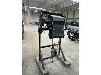 ونش لإنقاذ السيارات MANITOU